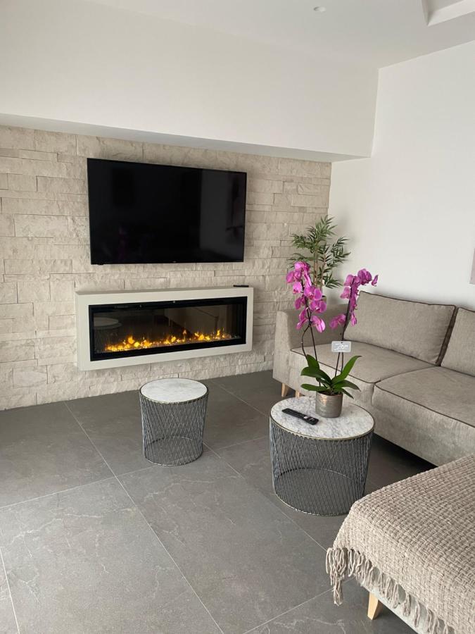 Big Blue Suites Gf إرابيترا المظهر الخارجي الصورة